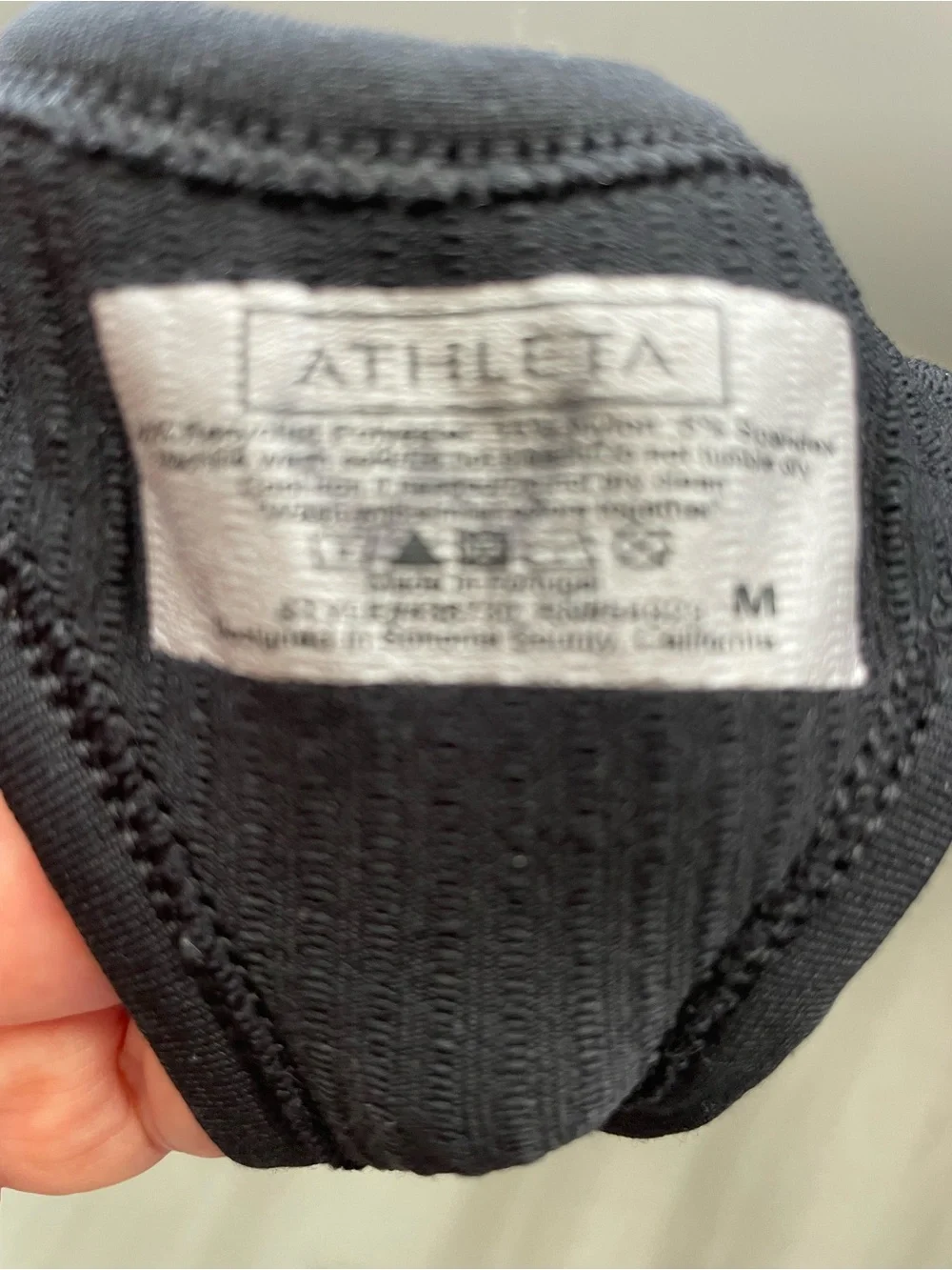 Athleta 1 black&grey camo ,capri and 2 black seize M plus 2 tank top M